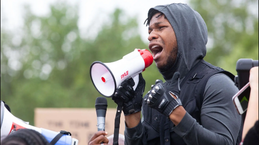 John Boyega de Star Wars se une a las protestas contra el racismo